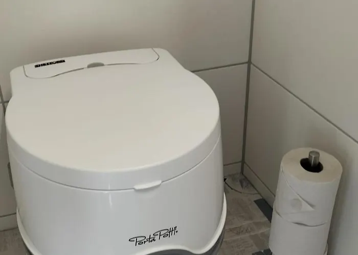 船屋 Hausboot Urlaub In Ostfriesland Auf Der Waterhome 1 Grossefehn